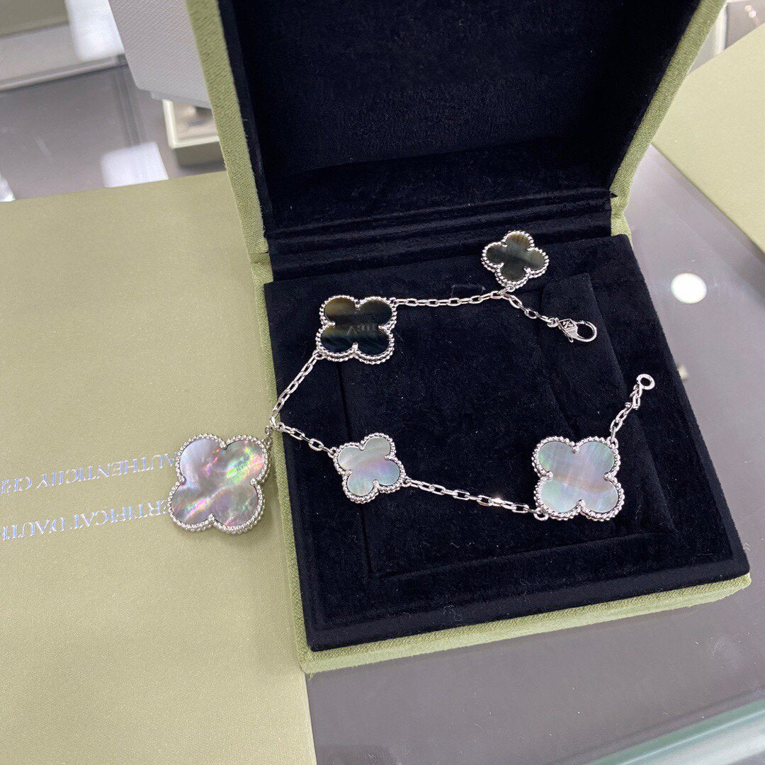 [BLUE TEARS]CLOVER 5 MOTIFS SIVLER DARK MOP BRACELET