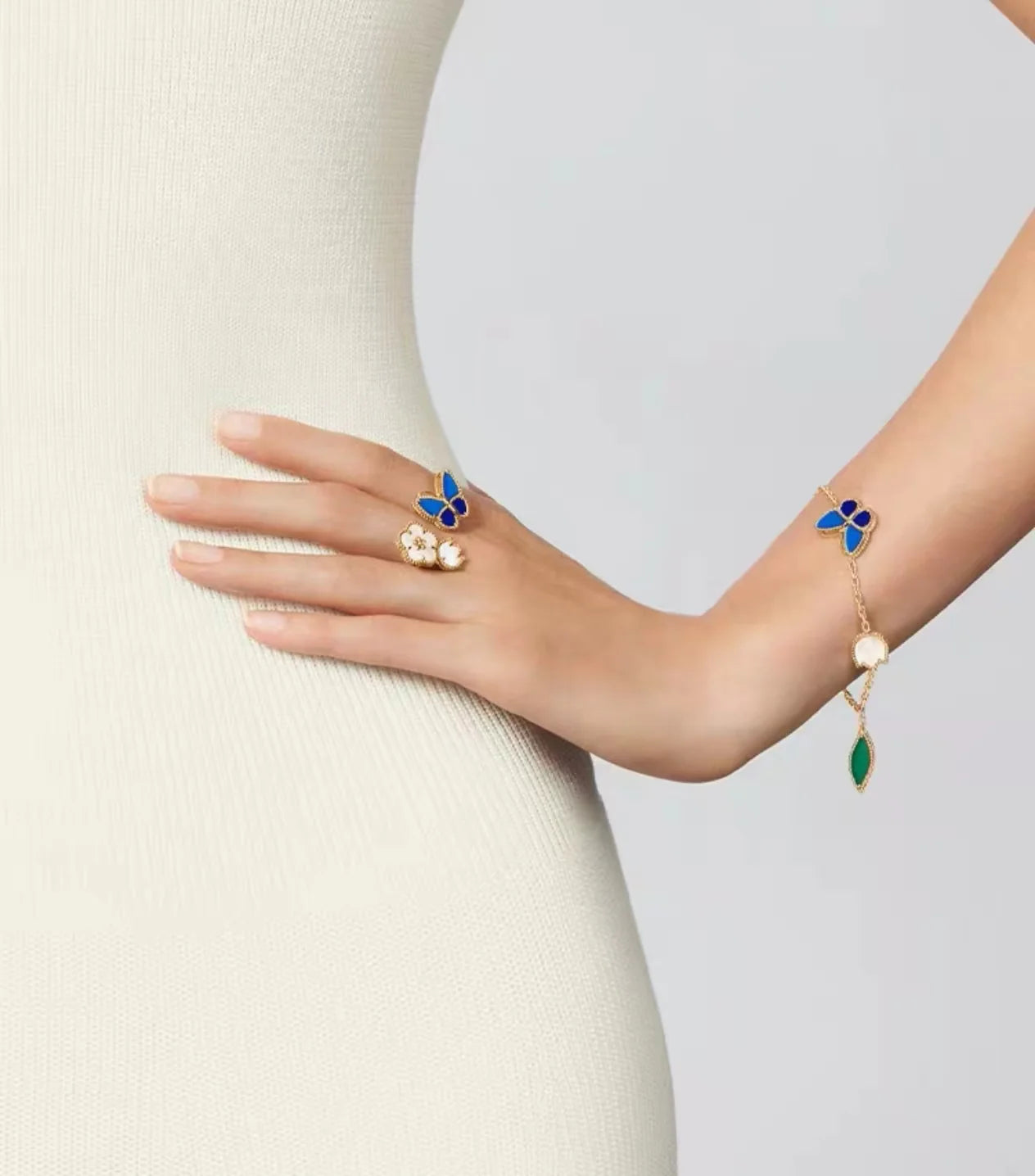 [BLUE TEARS]LUCKY SPRING GOLD BLUESTONE WHITE MOTHER-OF-PEARL BRACELET