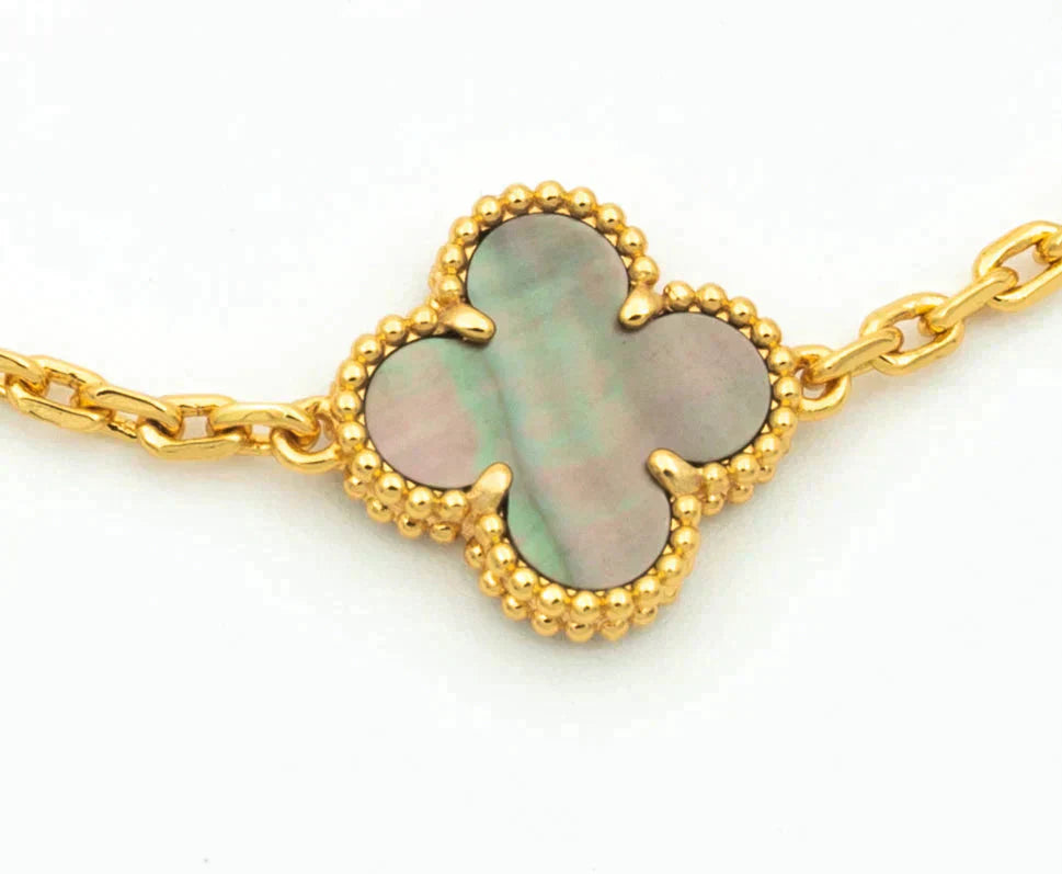 [BLUE TEARS]CLOVER 5 MOTIF GRAY MOP DIAMOND BRACELET