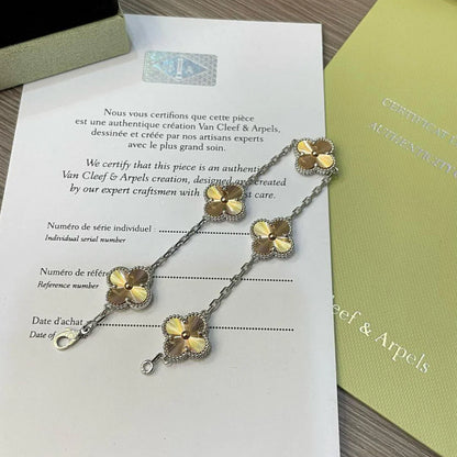 [BLUE TEARS] CLOVER 5 MOTIF LASER BRACELET COLLECTION